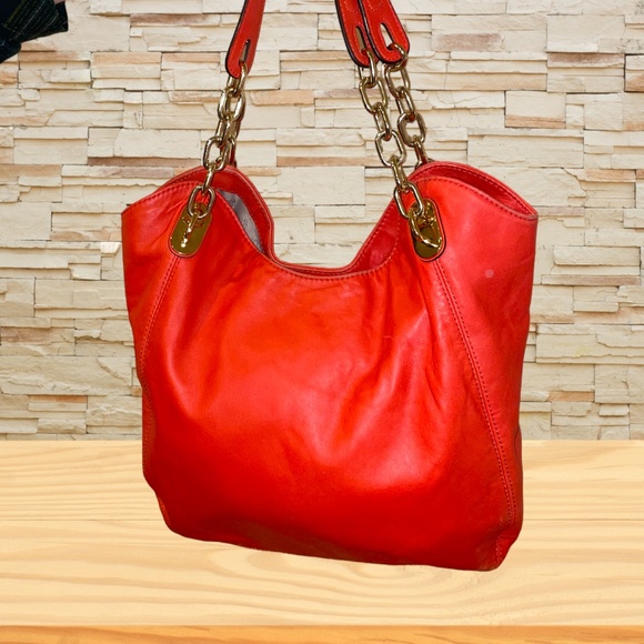 Michael Kors Lillie Shoulder Bag - Mandarin - Picture 2 of 11